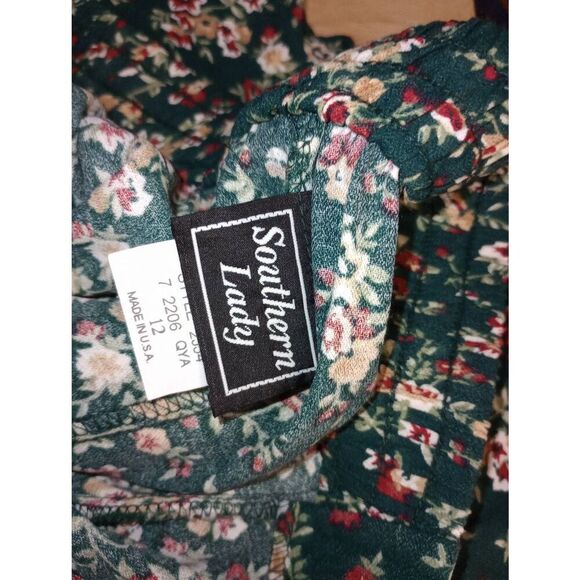 Southern lady dark green, floral maxi skirt. Size 12 - Picture 5 of 6